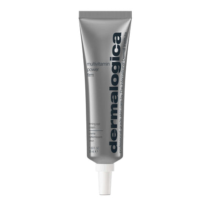 Eine graue Tube MultiVitamin Power Firm Augencreme mit einer weißen Kappe steht aufrecht vor einem weißen Hintergrund.