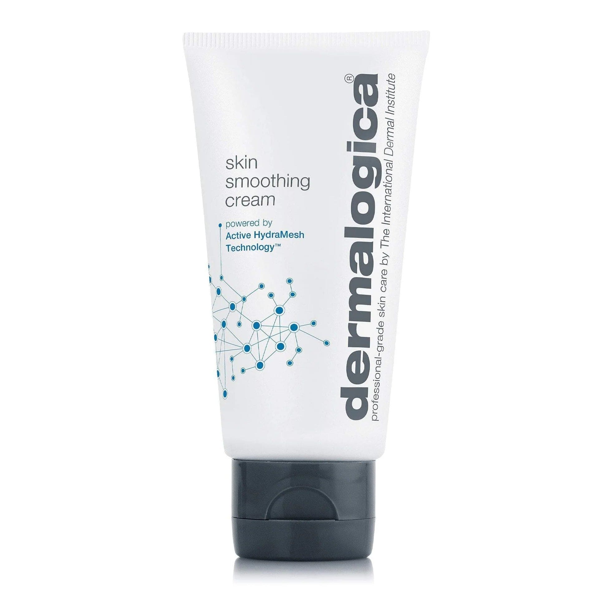 Eine weiße Tube Skin Smoothing Cream | Feuchtigkeitspflege von mit dunkelgrauer Kappe. Die Verpackung hebt hervor, dass die Creme mit der Active HydraMesh-Technologie arbeitet und beschreibt sie als professionelle Feuchtigkeitscreme, angereichert mit Hyaluronsäurekomplex.