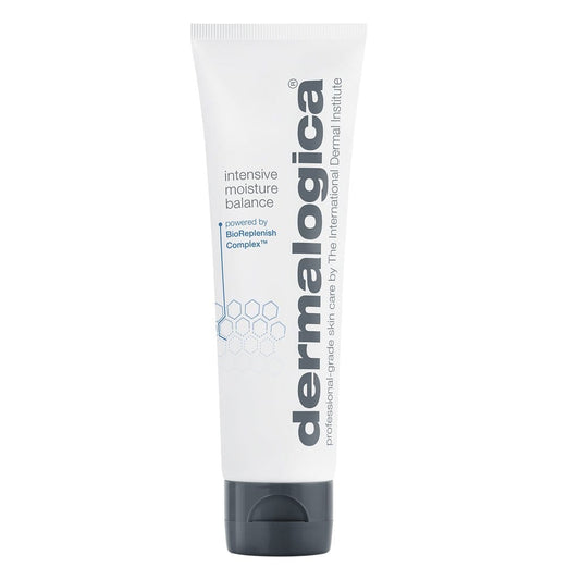 Tube der Intensive Moisture Balance Feuchtigkeitscreme auf weißem Hintergrund.